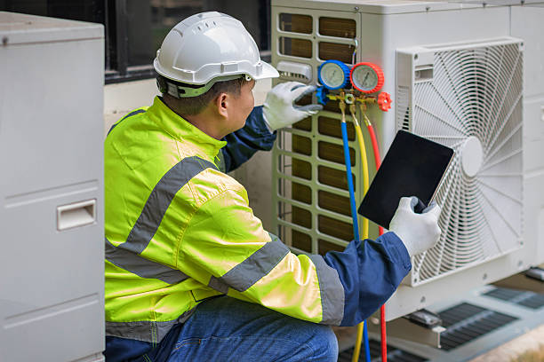 Professional Hvac technician working in Hull, MA
